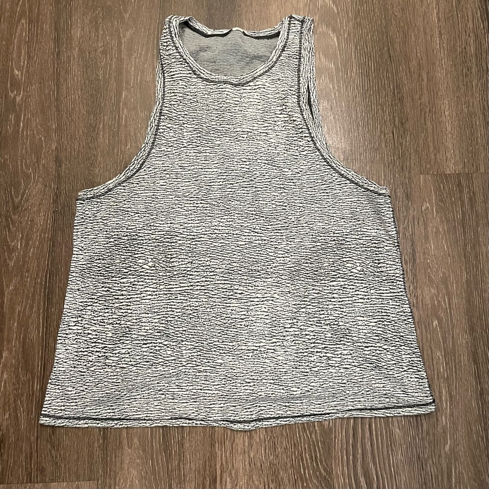 lululemon workout top